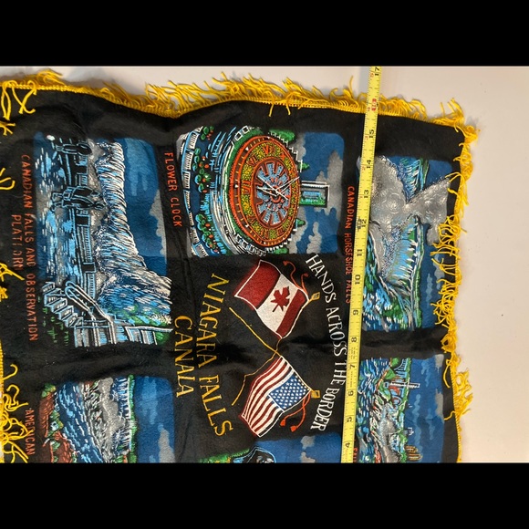 Vintage canada Niagara falls hands across the border fringe wall hanging. - Picture 3 of 4